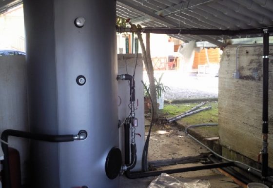 INSTALLAZIONE DI CALDAIA A LEGNA